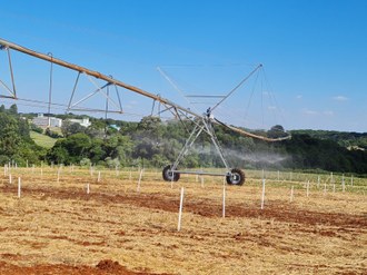 15122021 Novo equipamento de irrigação é instalado no Campus Erechim
