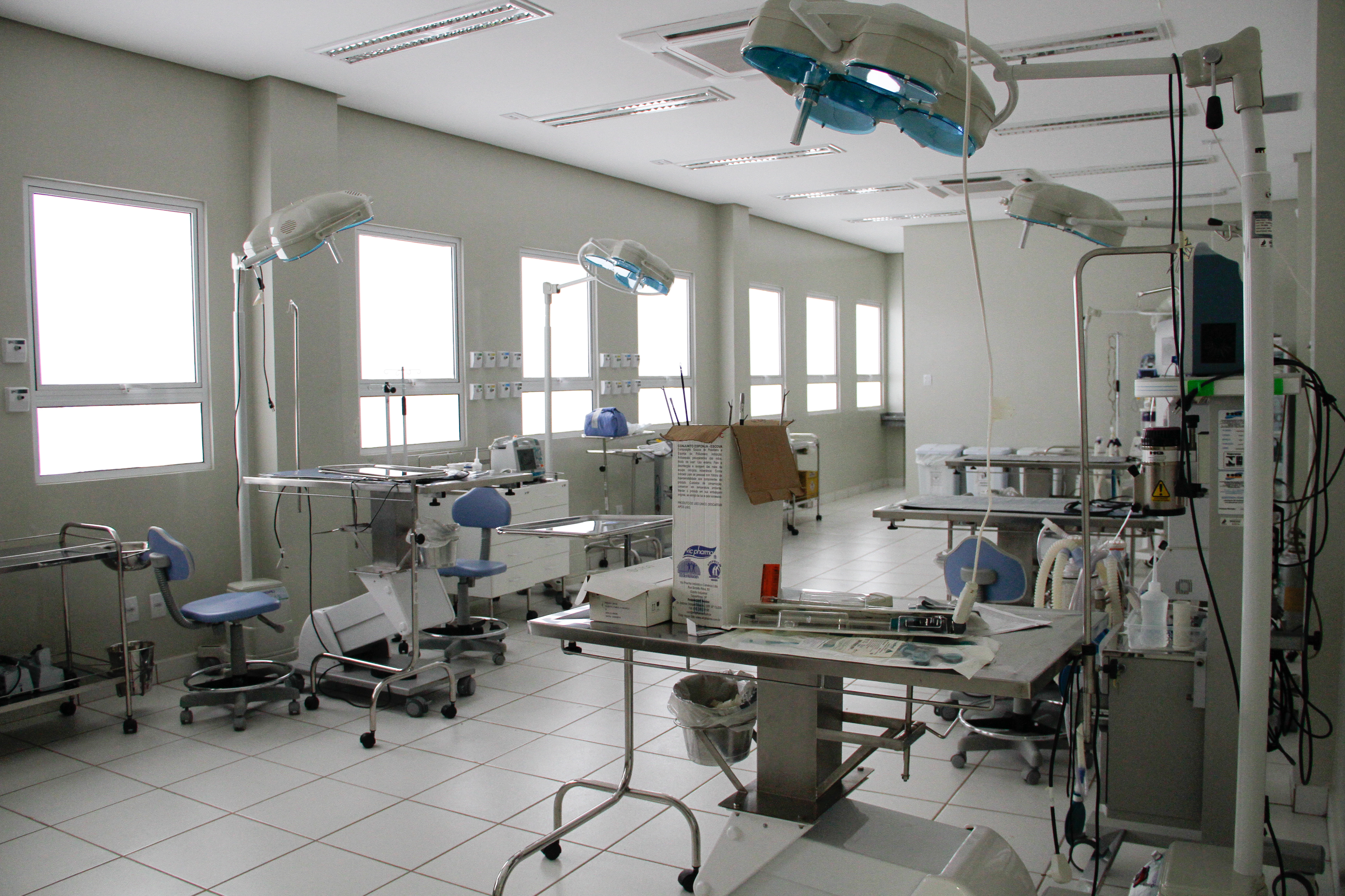 Sala de técnica Cirúrgica onde são realizados diversos procedimentos cirúrgicos